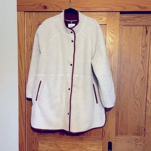 Old Navy Longline Sherpa Jacket in XXL . Like New.